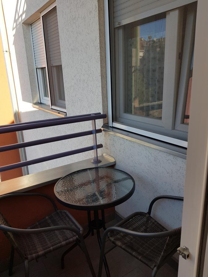 Apartment Gea 18 Novi Sad Exterior foto
